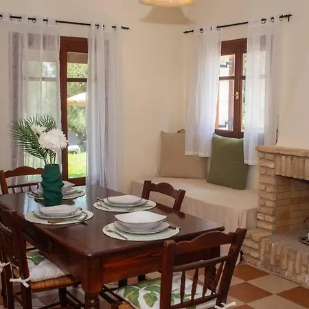 Oliva - Ideal For Families Close To * Zakynthos