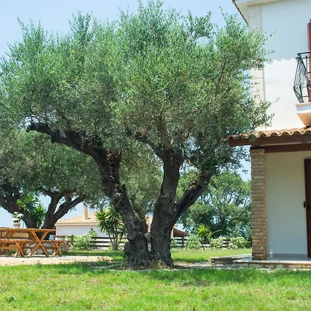 Dom wakacyjny Oliva - Ideal For Families Close To Zakintos